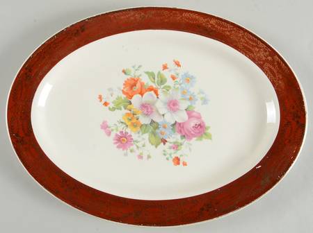 Madame du Barry Maroon 11" Oval Serving Platter