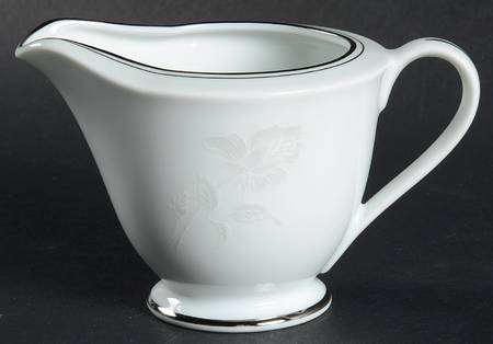 Carolyn (With Ring) Creamer