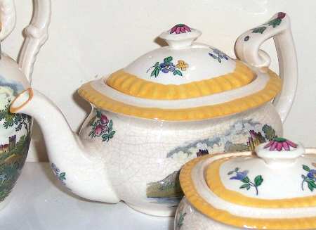 9072 Teapot & Lid