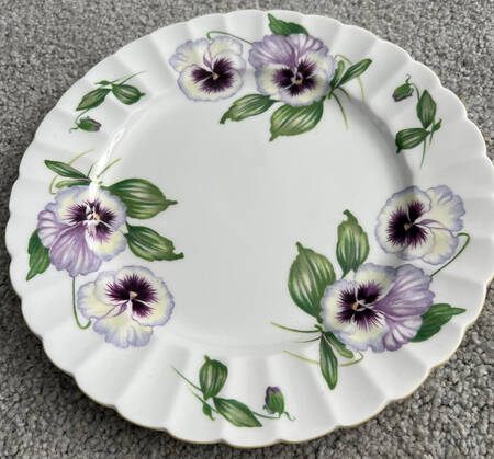Pansy (Ludlow Shape) Salad Plate