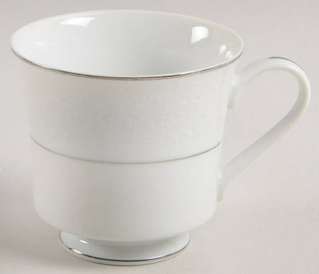 SON82 Footed Cup