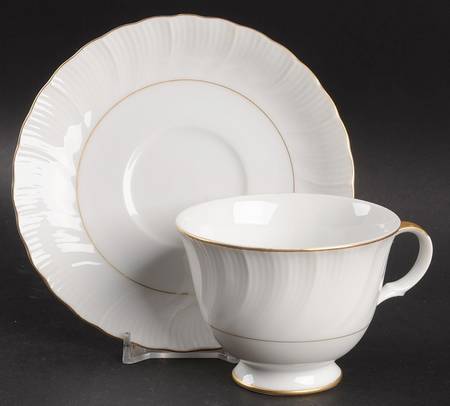 Golden Swirl Footed Cup & Saucer Set