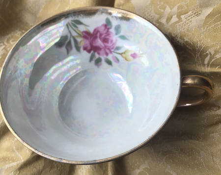 SHA7 Footed Cup