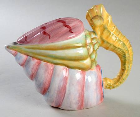 Coquille Figural Creamer & Lid