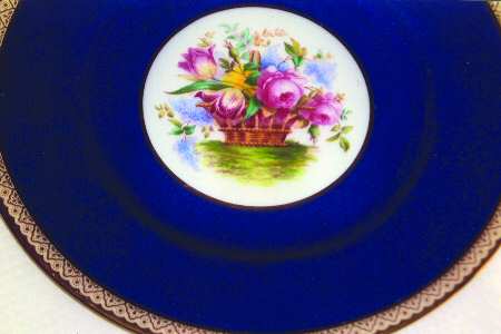 R8707 by Spode