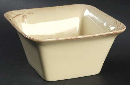 Campagna Straw 7" Square Bowl