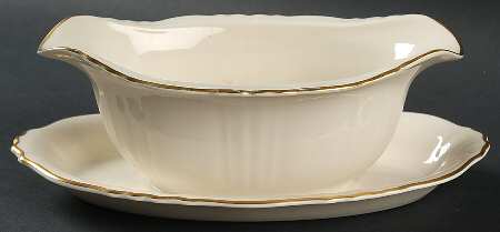 SY727 Gravy Boat with Attached Underplate