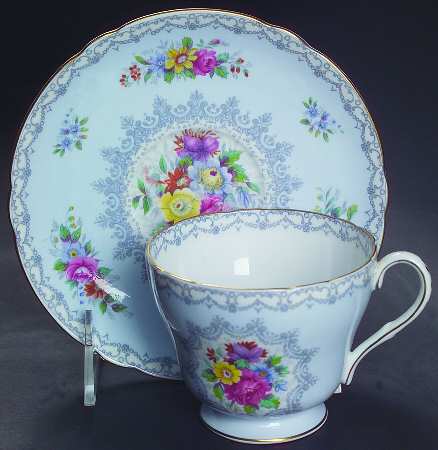 Crochet Blue (Blue Background, Gold Trim) Footed Cup & Saucer Set