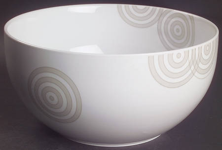 Concentric Circle 9" Salad Serving Bowl