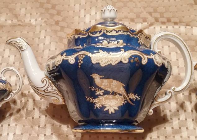 R9486 by Spode