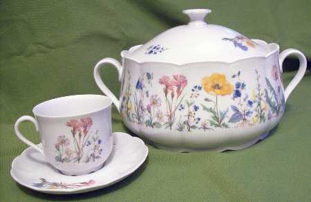 Wild Pastures Flat Cup & Saucer Set