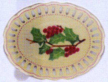 Holly Berries Pierced Oval Dish