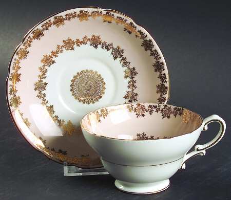 415-11 Pink Footed Cup & Saucer Set