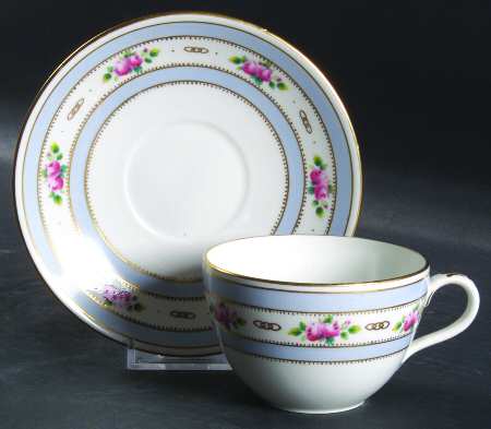 8493 Flat Cup & Saucer Set
