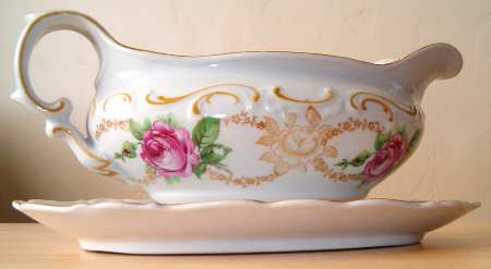 SCH472 Gravy Boat & Underplate