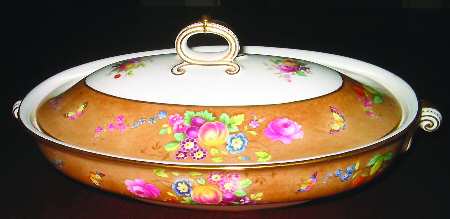 R7041 Oval Covered Vegetable