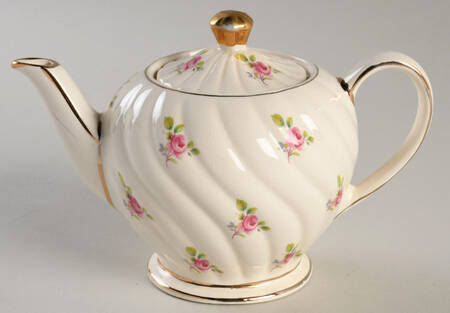 1593 Individual Teapot & Lid