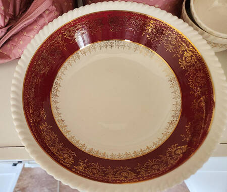 Old Colonial by Sovereign Potters