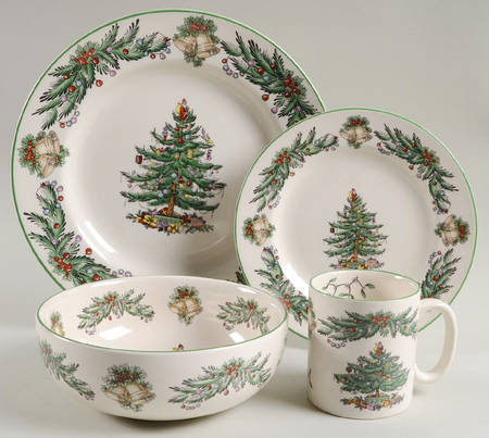 Christmas Tree Garland 4 Piece Place Setting