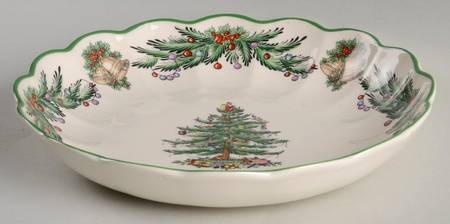 Christmas Tree Garland Medium Round Fluted Dish