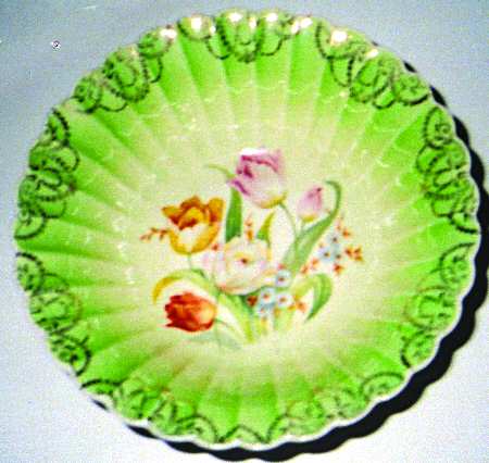 Coronation Queen Green Easter by Sebring Pottery