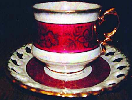 702 Footed Cup & Saucer Set
