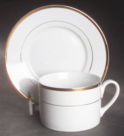 Golden Traditions (1-8 Trim) Flat Cup & Saucer Set