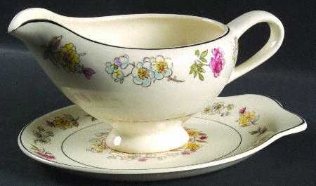 53u Gravy Boat & Underplate