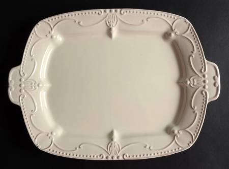Isabella Ivory 18" Rectangular Tray