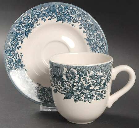 17th Century Blue Flat Cup & Saucer Set
