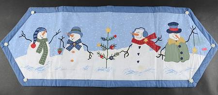 Button Tree Button Up 13" X 36" Cloth Table Runner