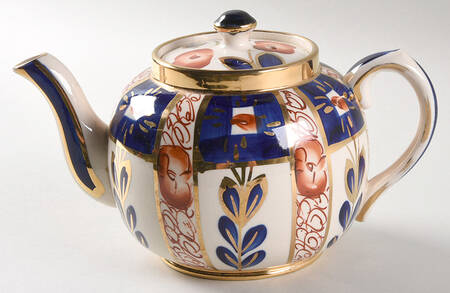 O164C Teapot & Lid