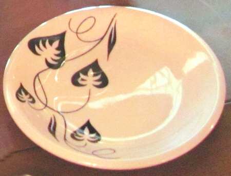 Black Ivy Salad Plate