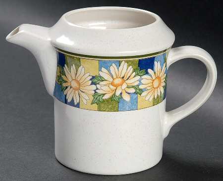 Summer Daisy Creamer by Studio Nova