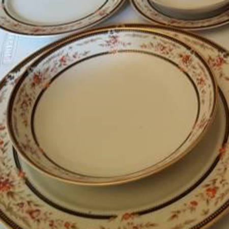Asuka 10" Round Vegetable Bowl