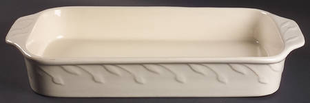 Sorrento Ivory 18" Rectangular Baker