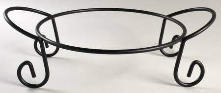 Sorrento Ivory Metal Stand for Round Covered Baker