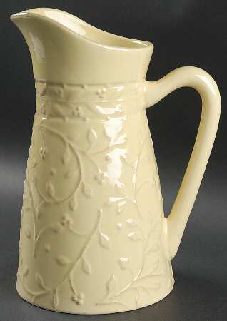 Chelsea Butter (Yellow) 70 Oz Pitcher