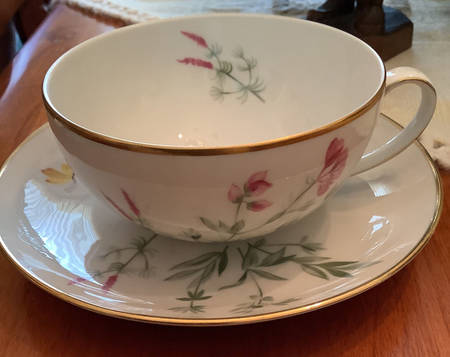 SCD87 Flat Cup & Saucer Set