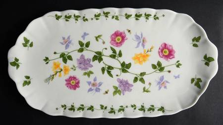 Floral Bouquet Bread Tray