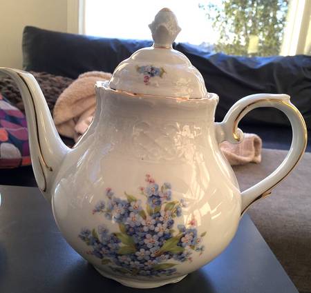 SCH513 Teapot & Lid