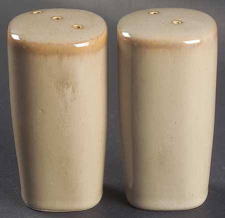 Passion Beige Salt & Pepper Set
