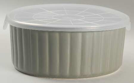 Visions Avocado 8" Ceramic Storage Bowl & Plastic Lid