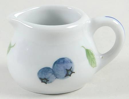 Blueberries Toy Creamer