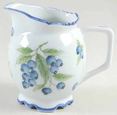 Blueberries Creamer