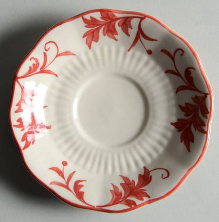 Red Leaf Saucer
