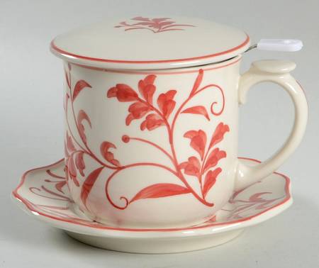 Red Leaf Mug with Lid, Saucer & Strainer Set
