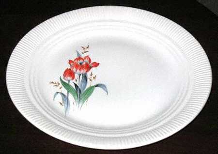 Tulip 14" Oval Serving Platter