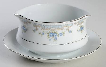 SON91 Gravy Boat with Attached Underplate