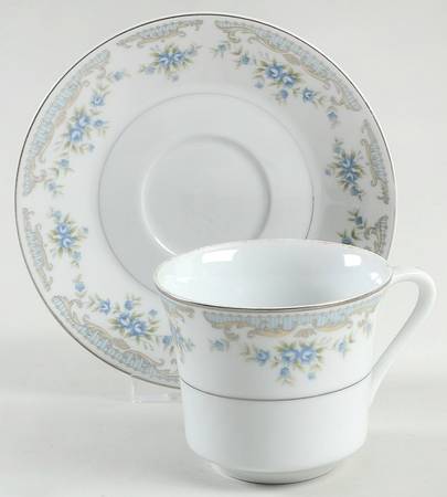 SON91 Flat Cup & Saucer Set by Sone